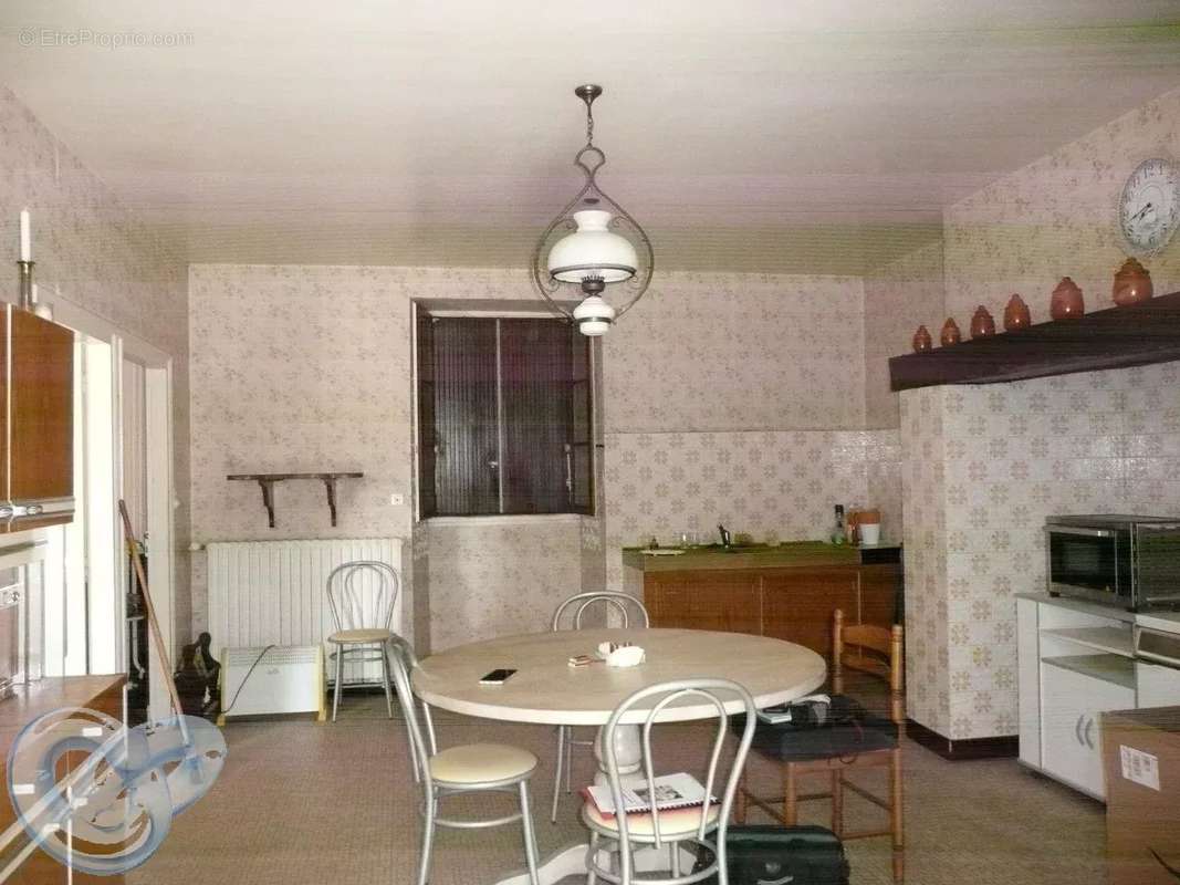 Maison à SAINT-MARTIAL-DE-NABIRAT