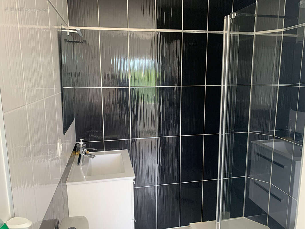 Maison à TONNAY-CHARENTE