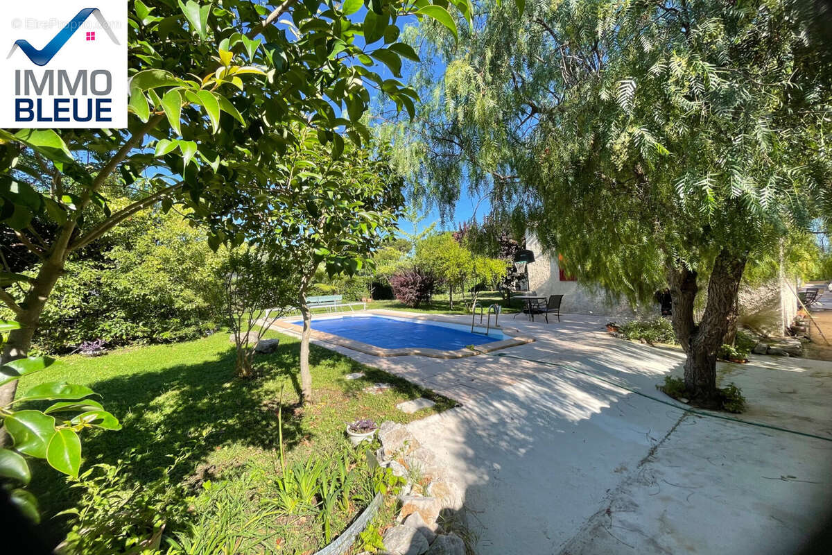 Maison 163 m² à Chateauneuf-Les-Martigues  - photo 4