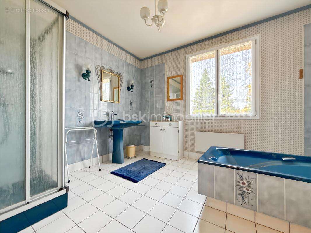 Maison à SAINT-DENIS