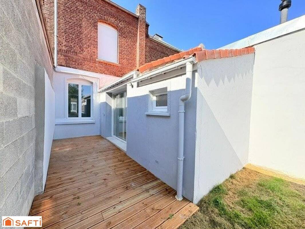Photo 1 - Maison à VALENCIENNES