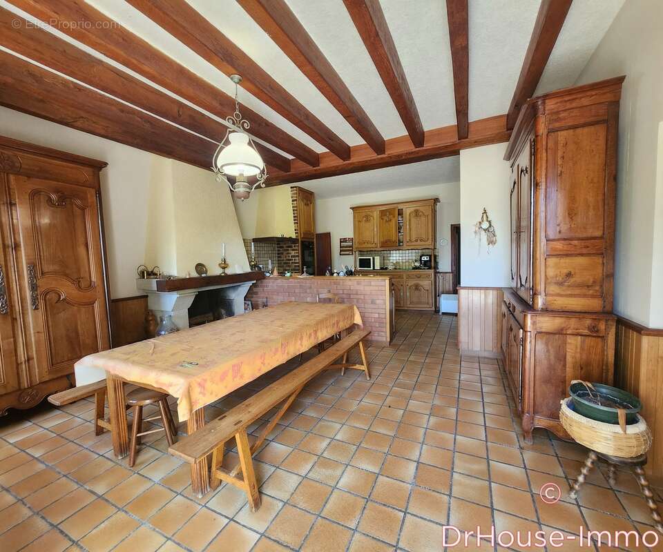 Maison à COURCEBOEUFS