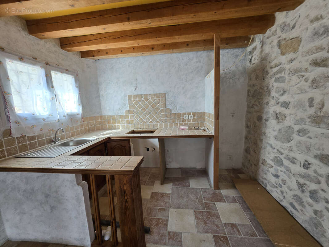Maison à AIGLUN