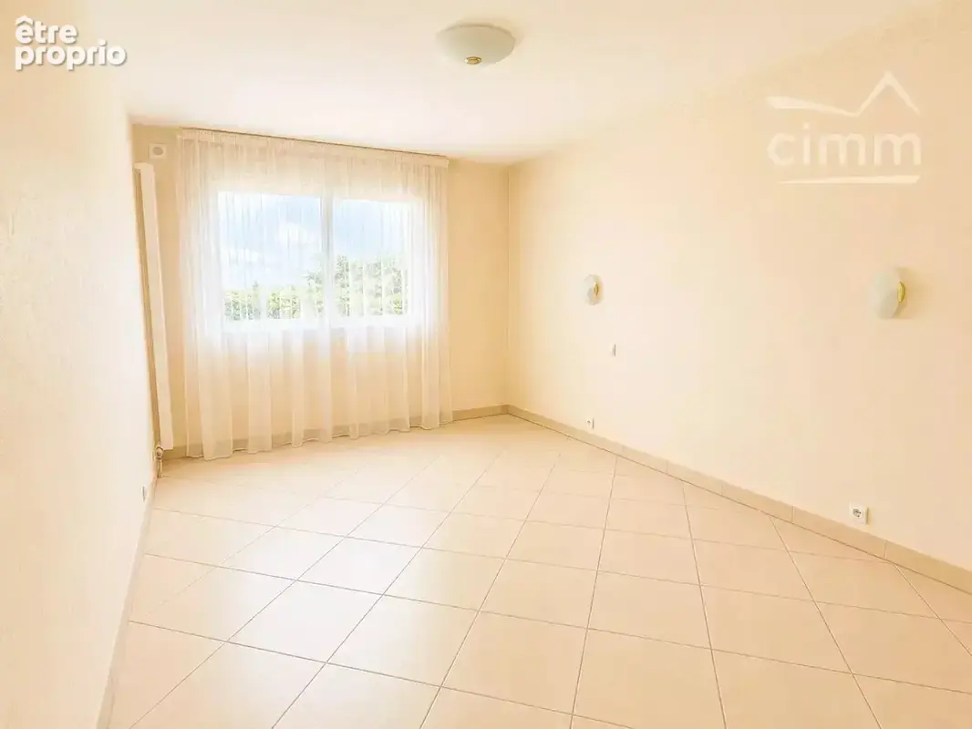 BLOIS – Appartement de standing 145 m² – Terrasse – Vue dégagée – 3ᵉ étage avec ascenseur - photo 11