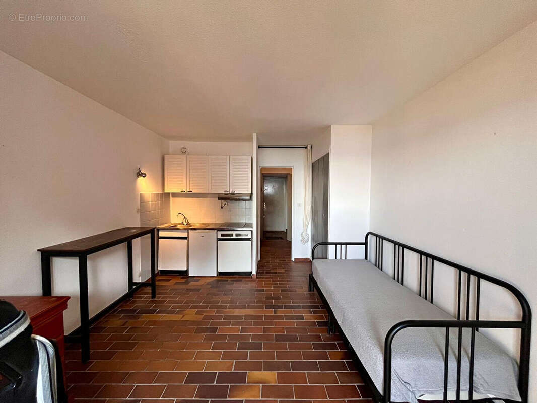 Appartement à SAINT-CYR-SUR-MER