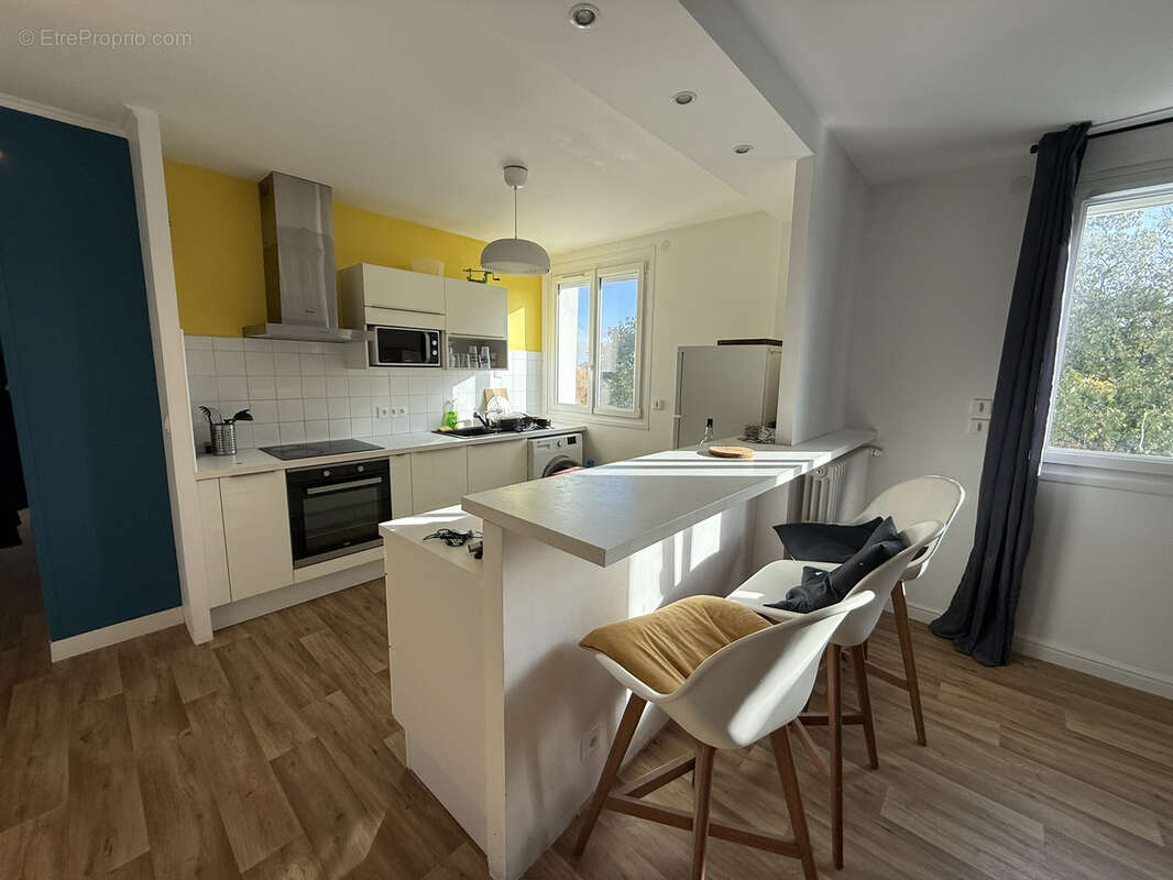 Appartement à SAINT-SEBASTIEN-SUR-LOIRE