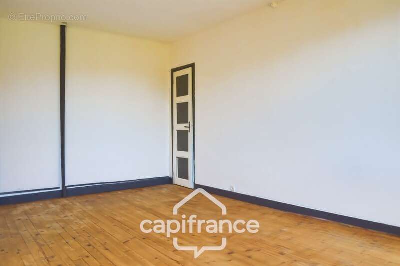 Appartement à PASLIERES