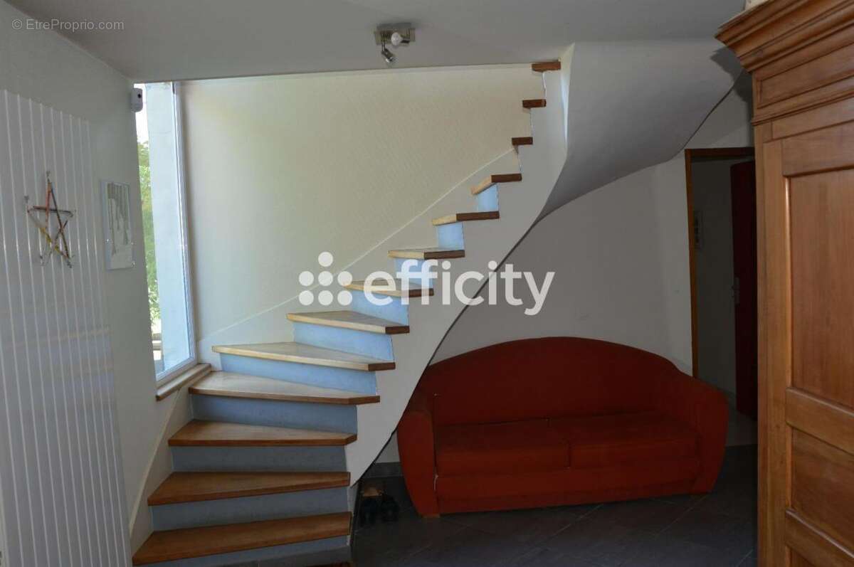Maison 170 m² à Evian-Les-Bains  - photo 12