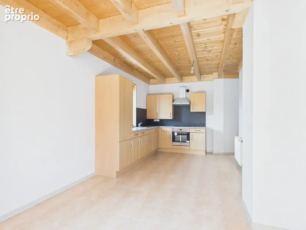 Maison composée de 3 appartements et terrain de 2 378 m2 - photo 9