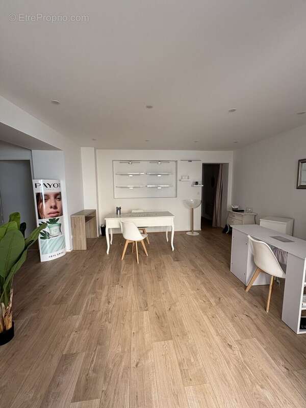 Appartement à CHALAMONT