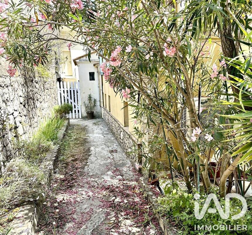 Photo 1 - Maison à CHATEAUNEUF-GRASSE