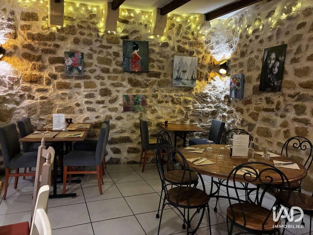Photo 1 - Commerce à SALON-DE-PROVENCE