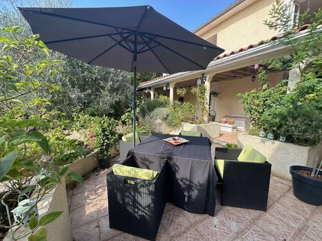 Maison à FRANQUEVIELLE