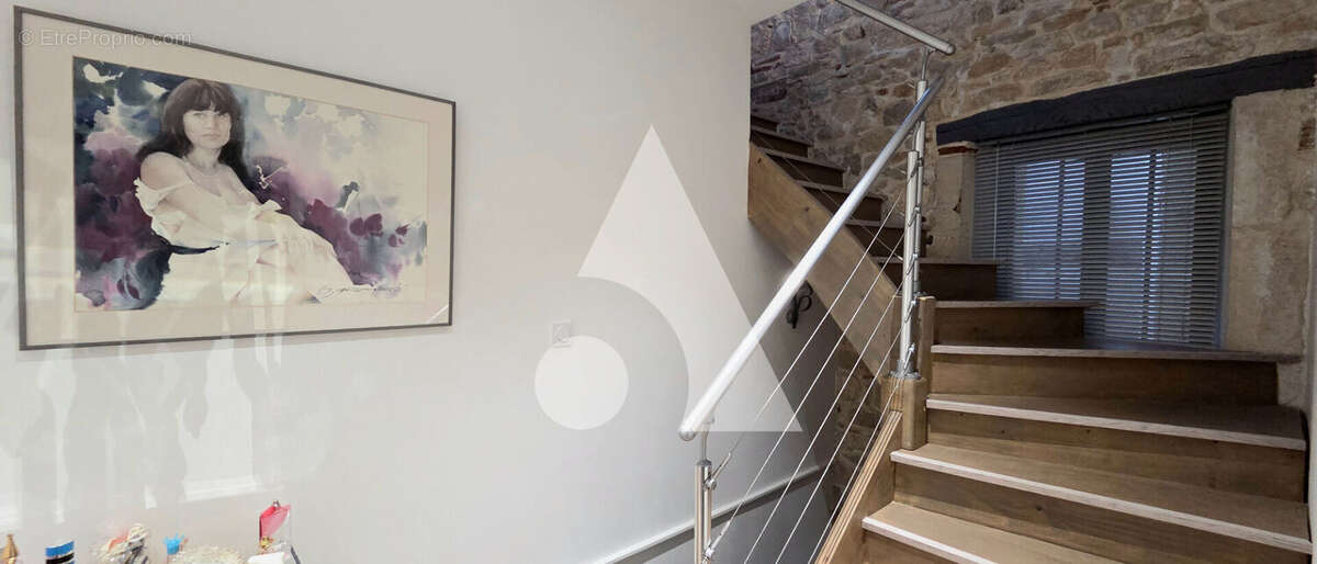 Maison à PUY-L'EVEQUE