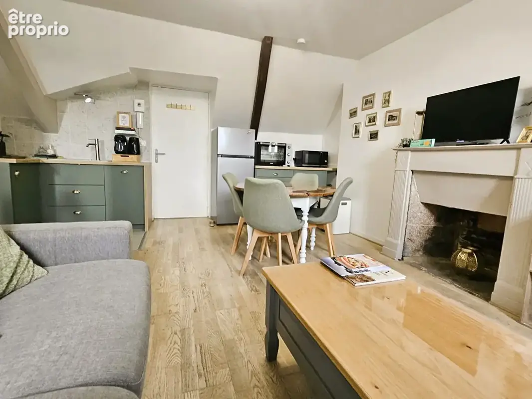 DINAN / Appartement  T2 de charme au coeur de la cité médiévale avec vue degagée - photo 7