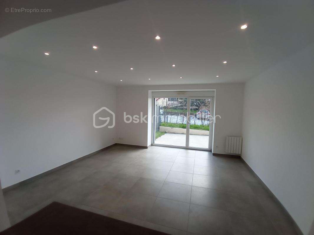 Appartement à SAONE