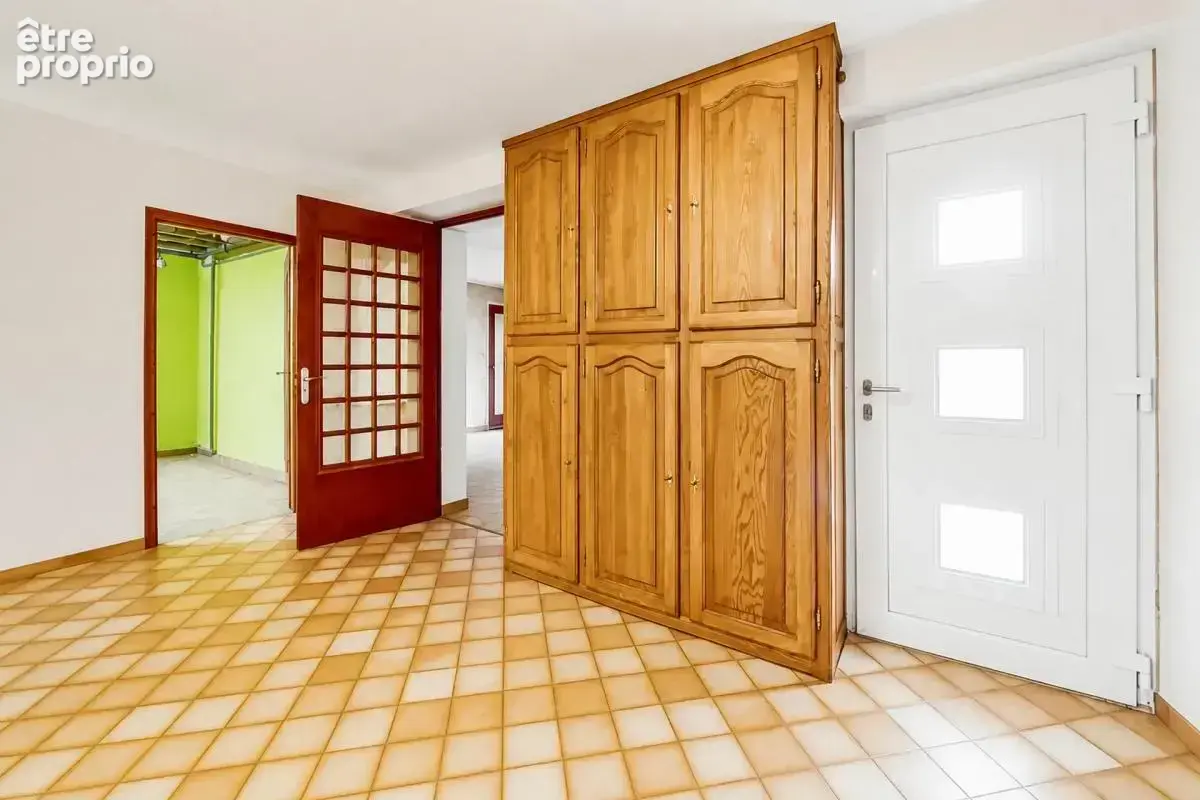Maison de 7 pièces de 200 m² située à Piennes - photo 6