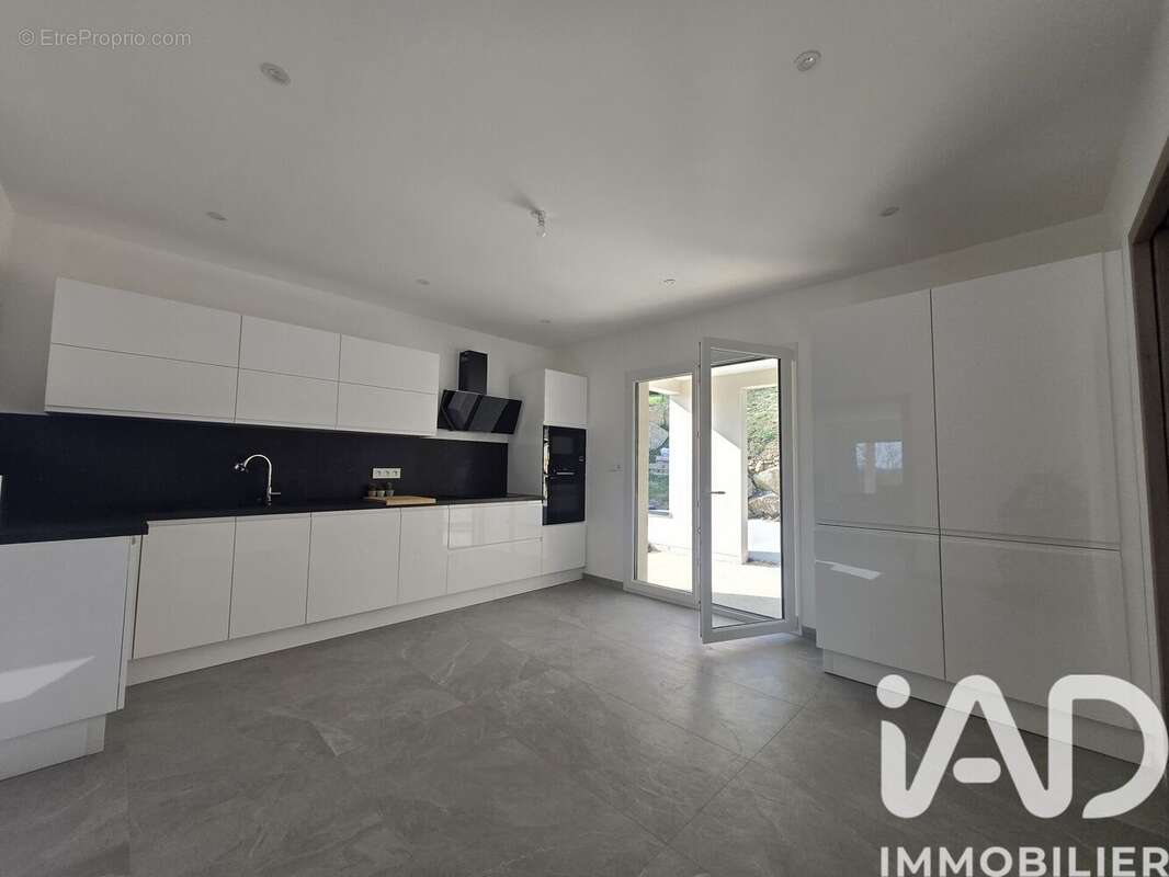 Photo 2 - Maison à TOUL