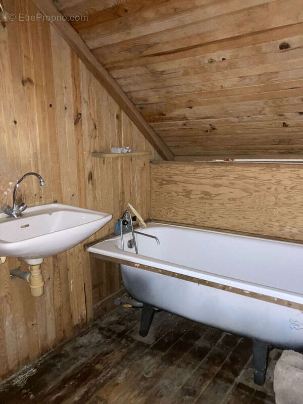 Maison à LA FERRIERE-AUX-ETANGS