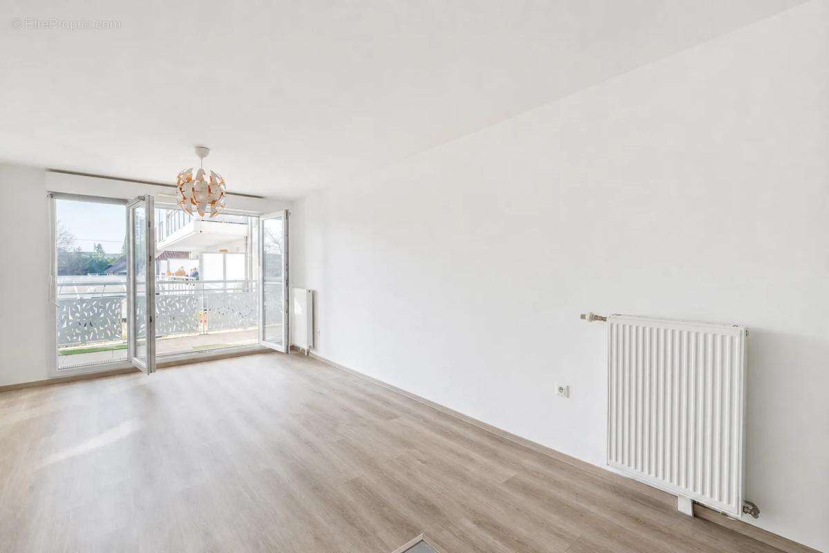 Appartement lumineux traversant 2 pièces 2 extérieurs à Persan - photo 12