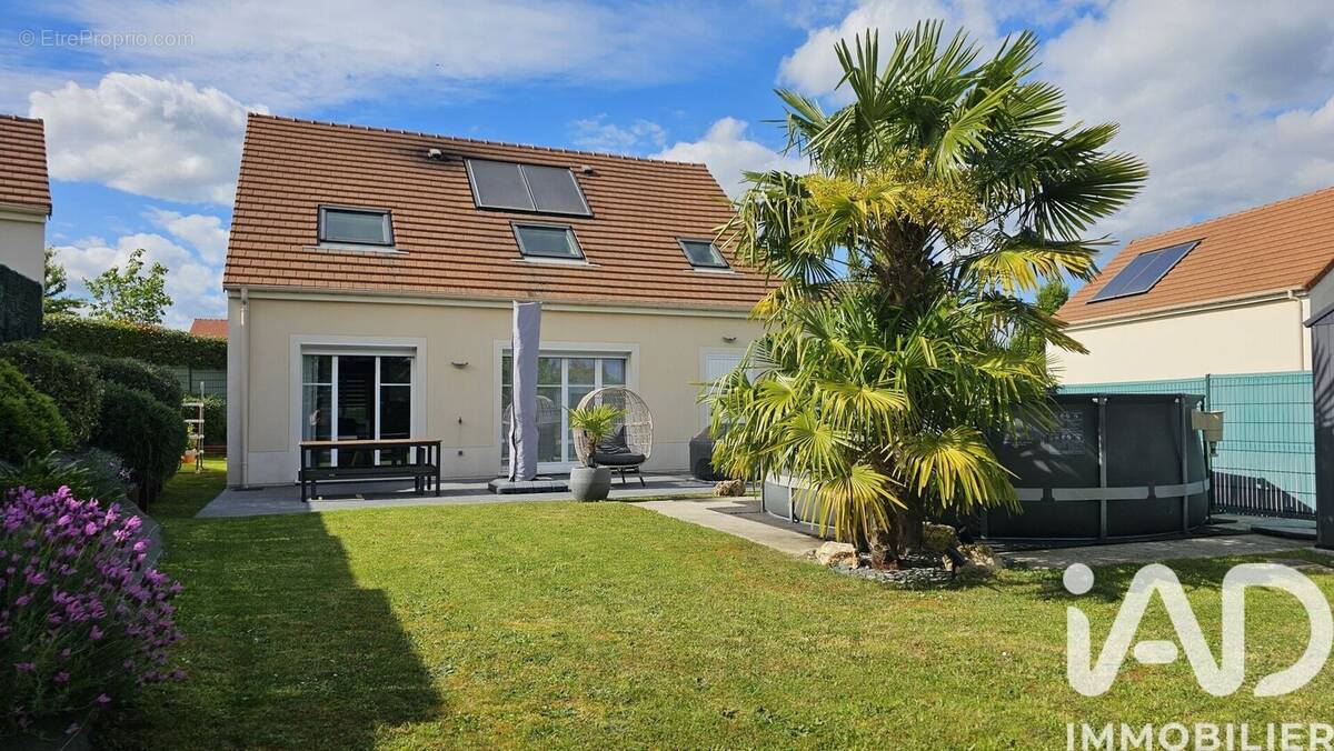 Photo 1 - Maison à MORAINVILLIERS