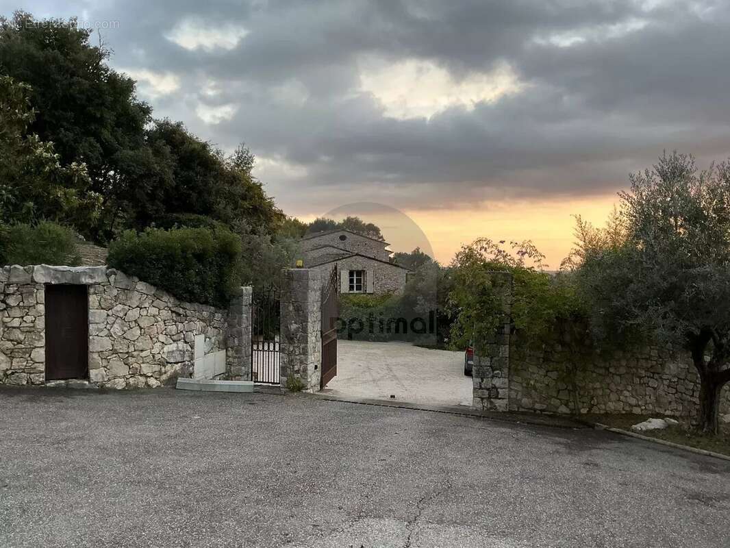 Maison à LA COLLE-SUR-LOUP