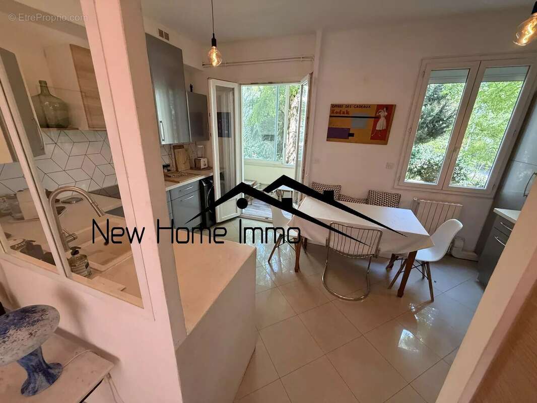 Appartement à MARSEILLE-8E