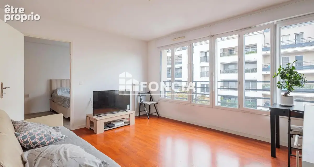 A vendre  2 pièces avec parking au cœur de Noisy-le-Grand - photo 2