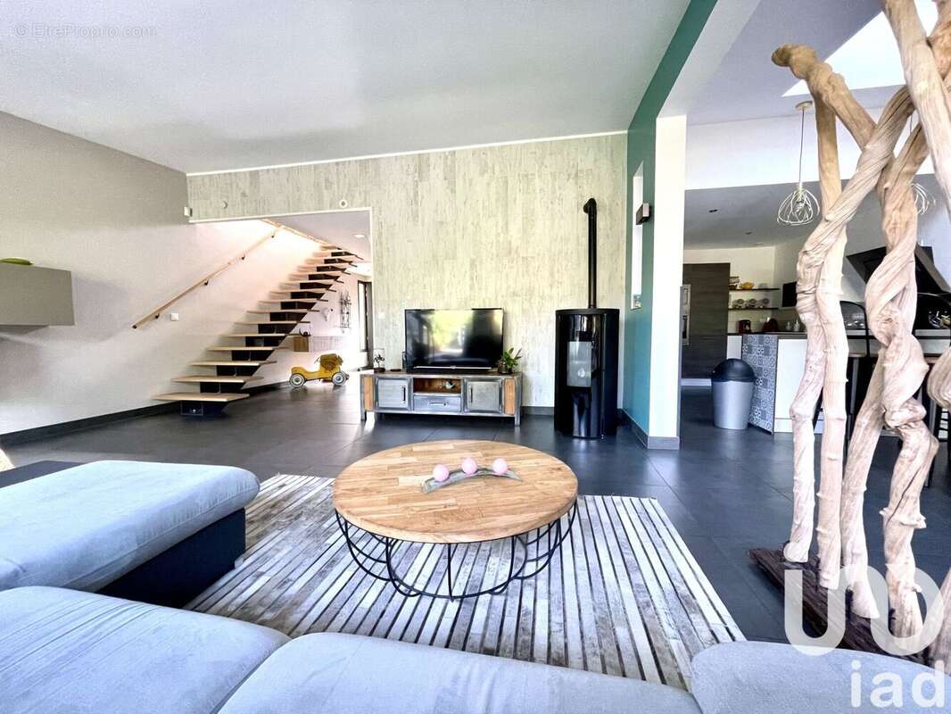 Photo 4 - Maison à VILLECRESNES