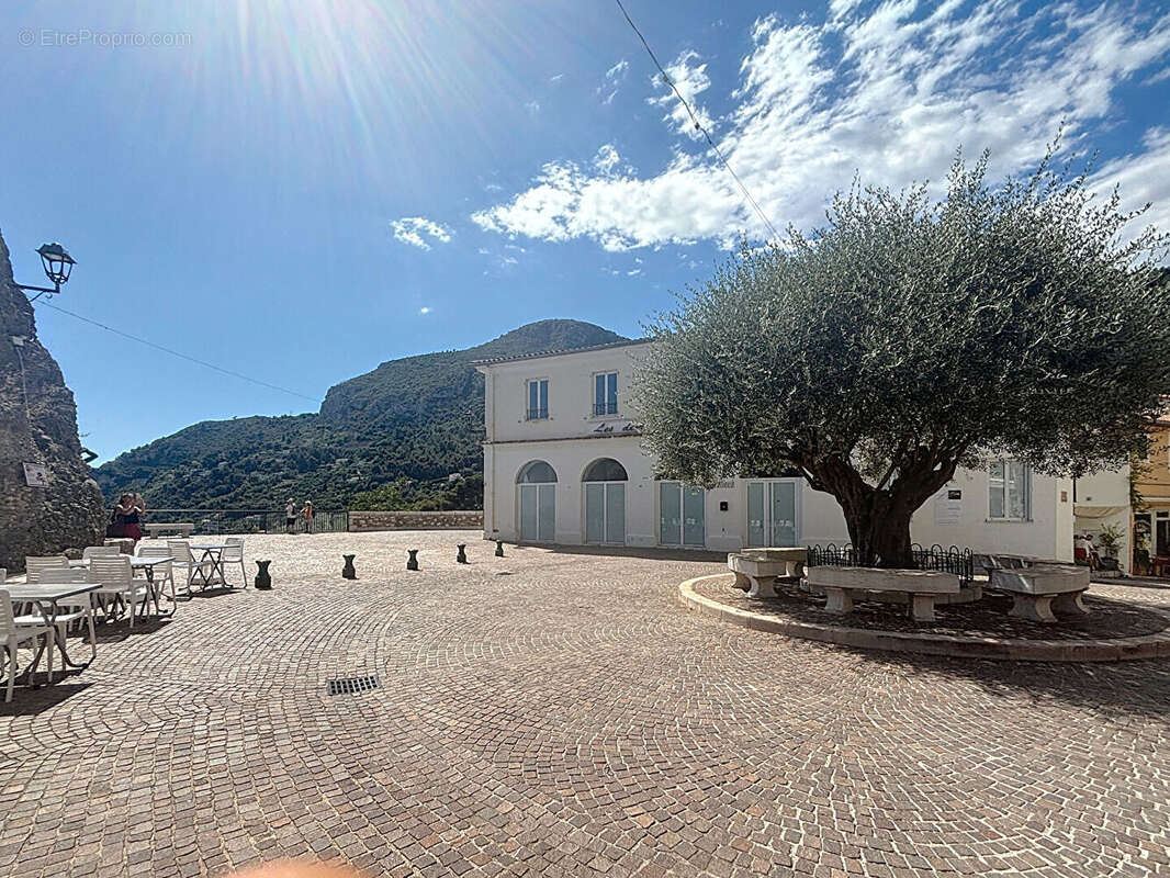 Appartement à ROQUEBRUNE-CAP-MARTIN