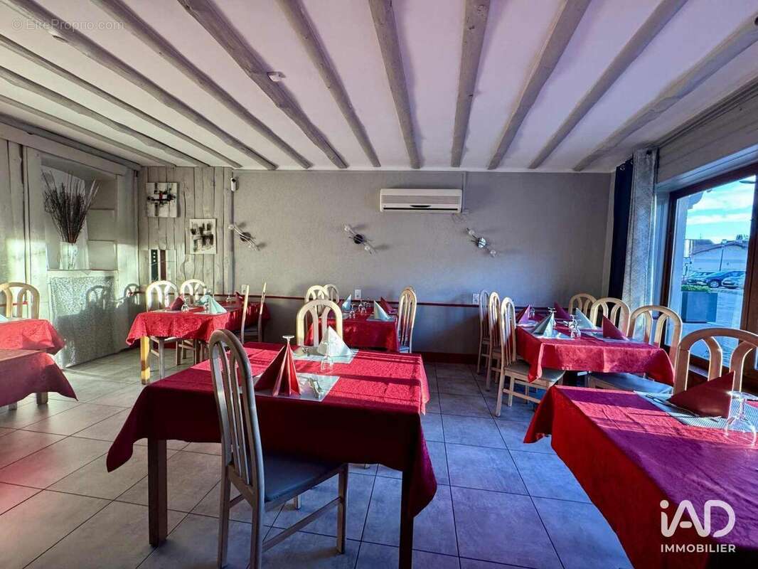 Photo 2 - Commerce à SERRIERES-EN-CHAUTAGNE