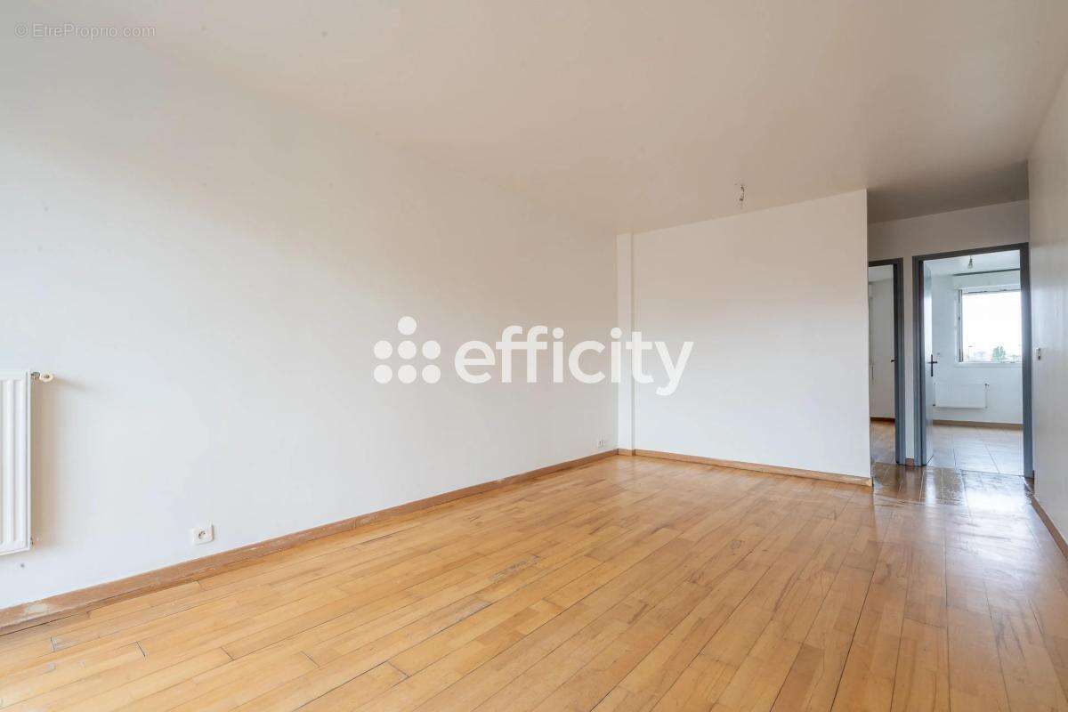 Appartement à BONDY