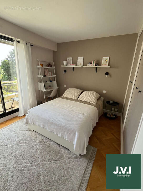 Appartement à ENGHIEN-LES-BAINS