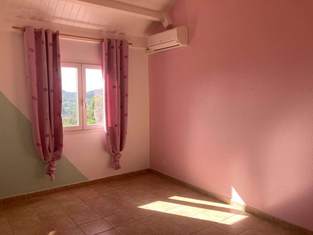 Appartement à GOURBEYRE