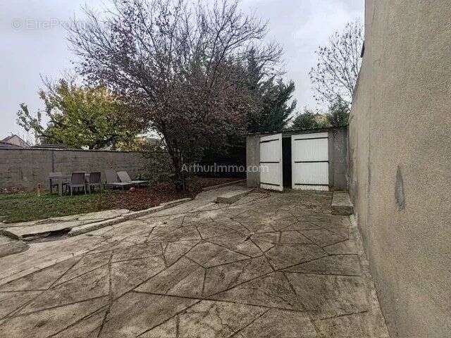 Maison à VILLENEUVE-SAINT-GEORGES