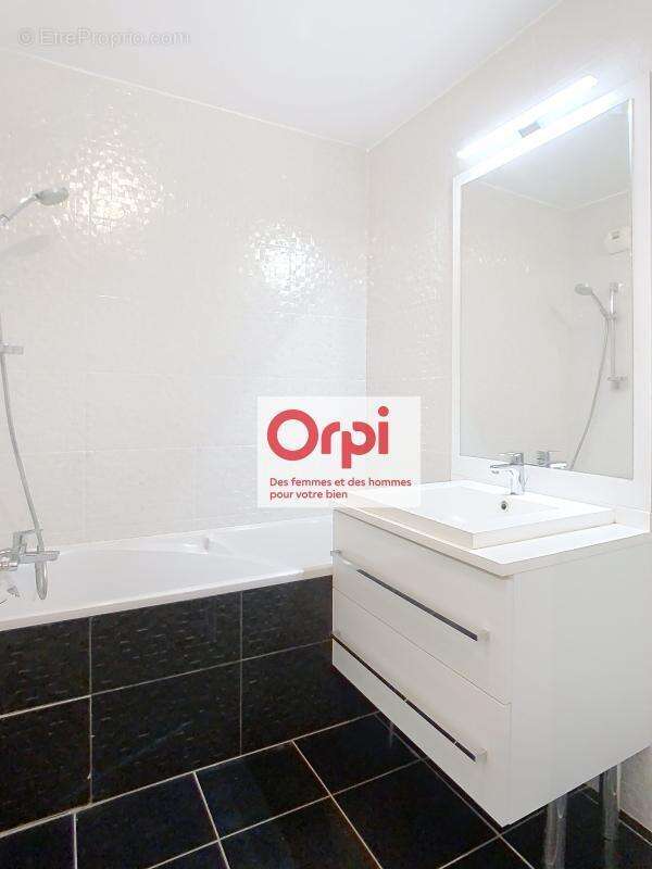 Appartement à ISSY-LES-MOULINEAUX