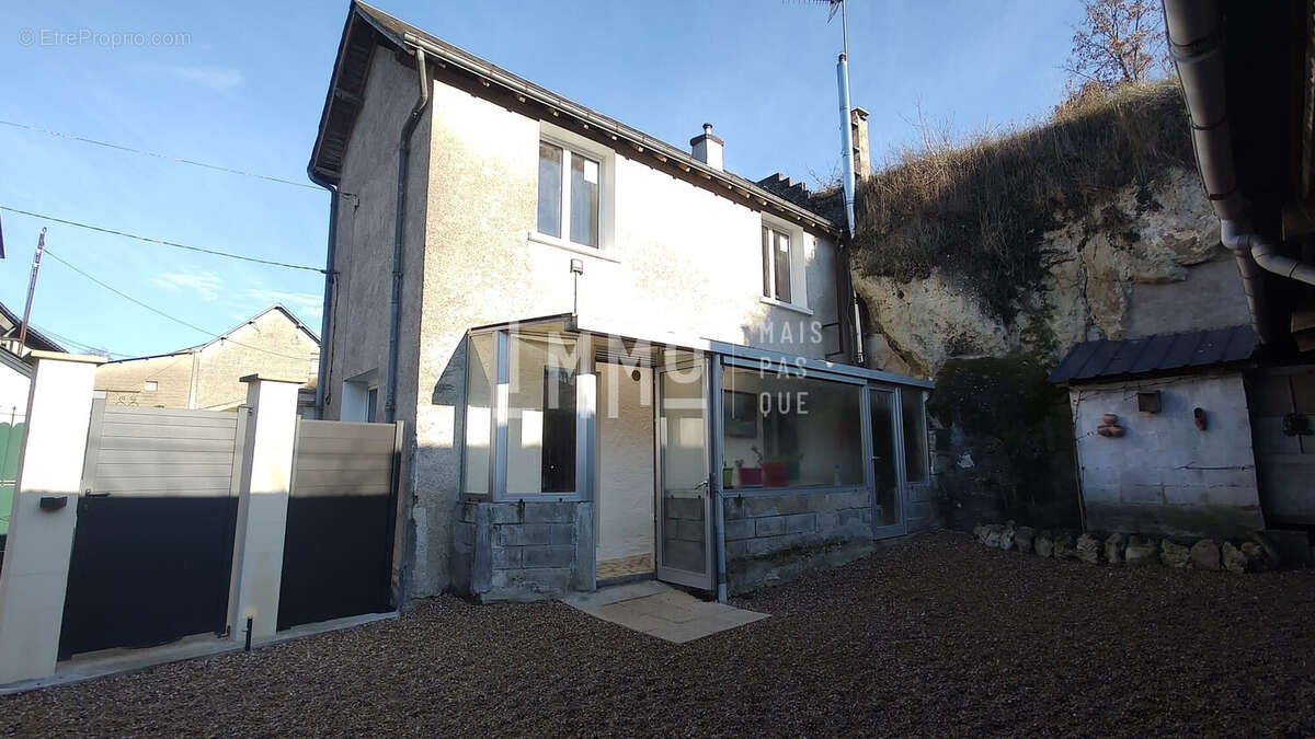 Maison à SAINT-PATERNE-RACAN