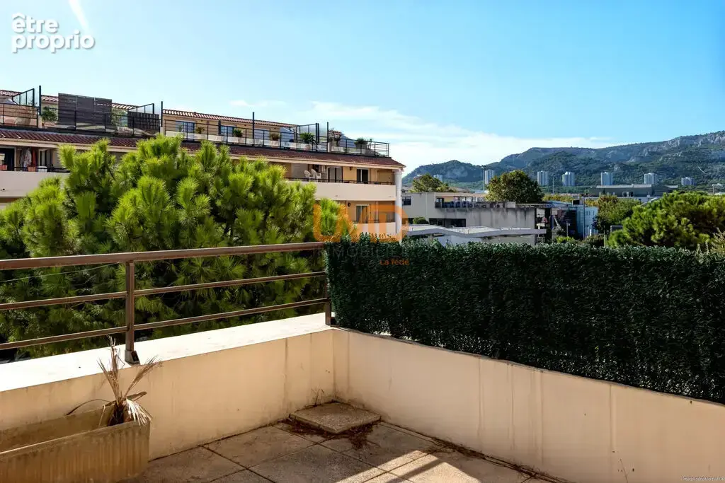 Proche mer T2 avec grande terrasse - photo 12