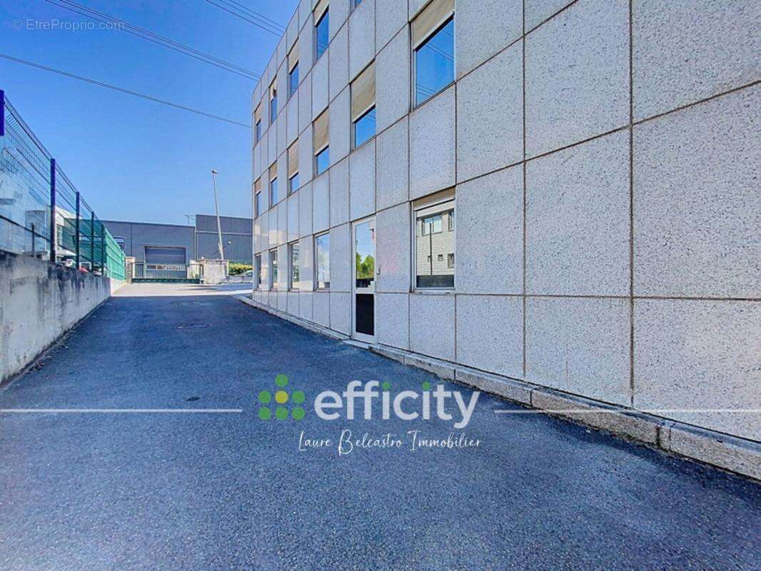 Commerce à BOISSY-SAINT-LEGER