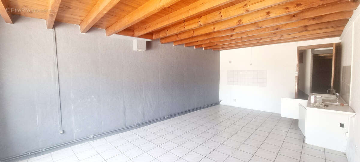 Maison à LA TOURETTE