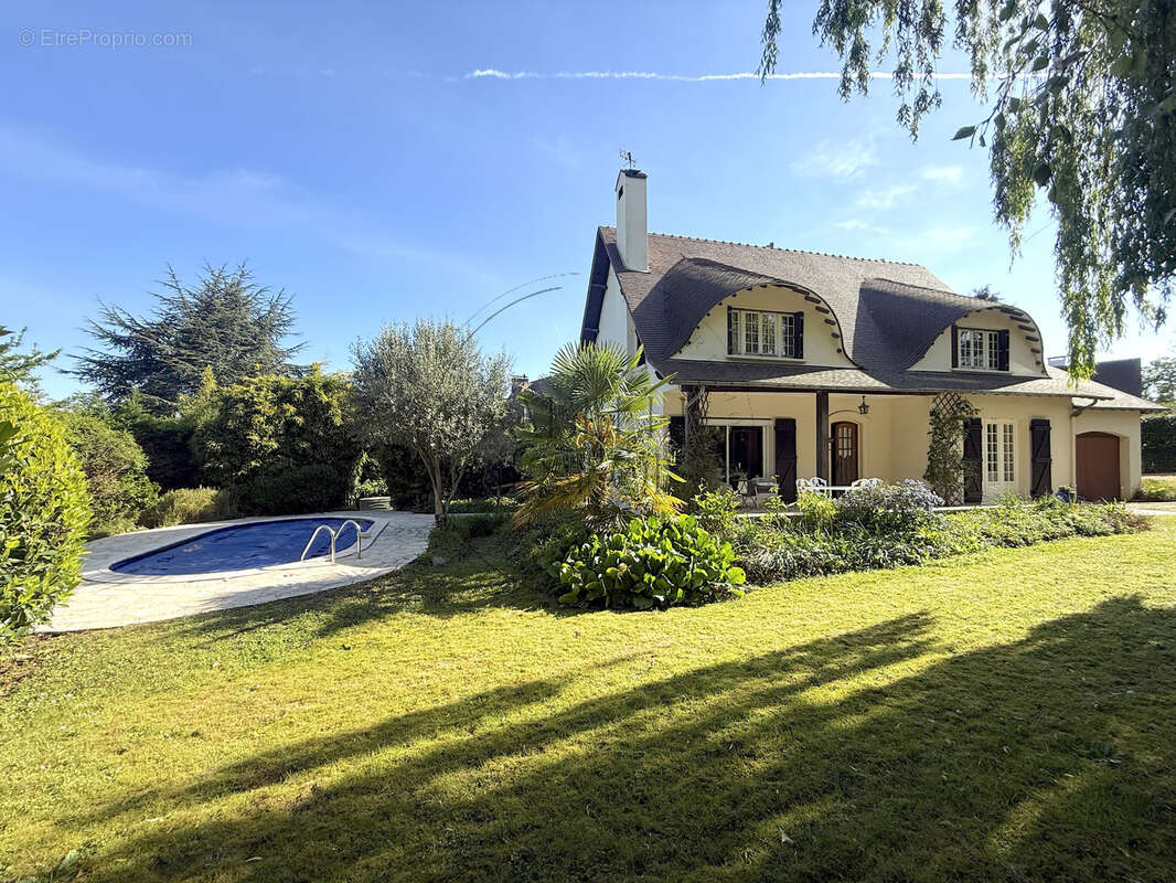 Maison à CHAMBOURCY