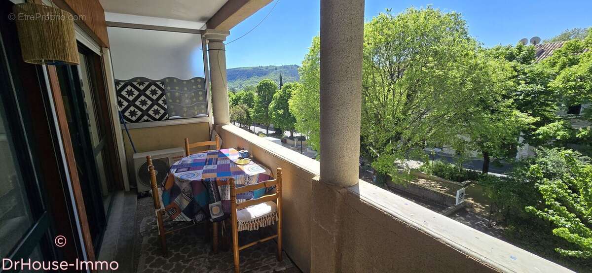 Appartement 26 m² à Greoux-Les-Bains  - photo 8