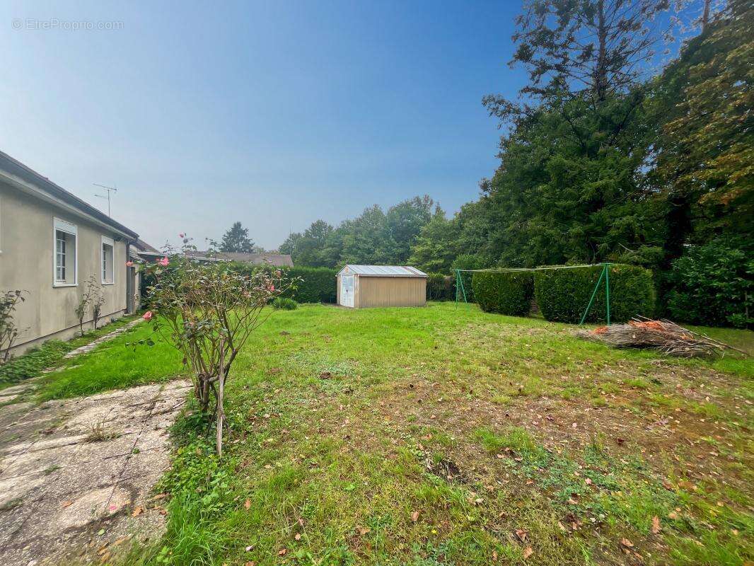 Maison à MENESTREAU-EN-VILLETTE