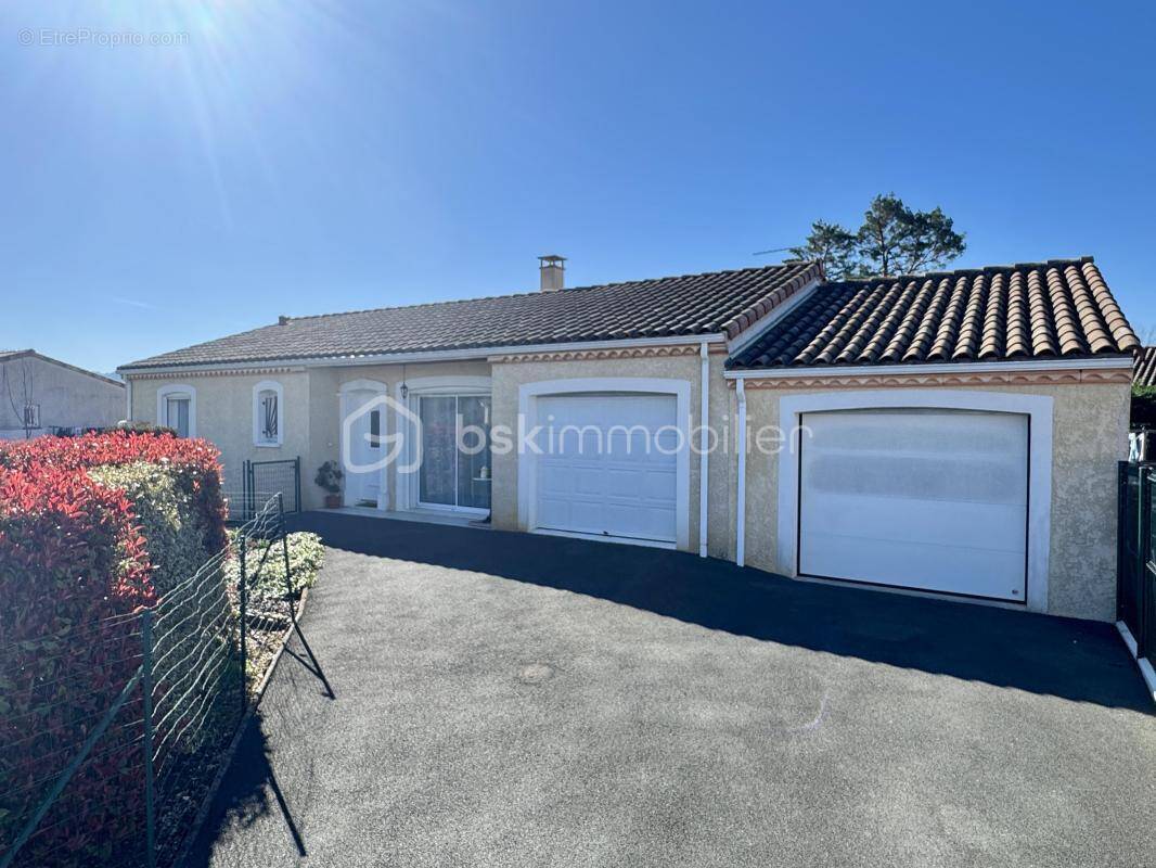 Maison à LABRUGUIERE