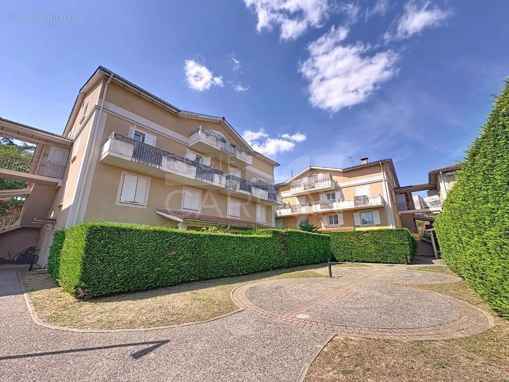 Appartement à MIRIBEL