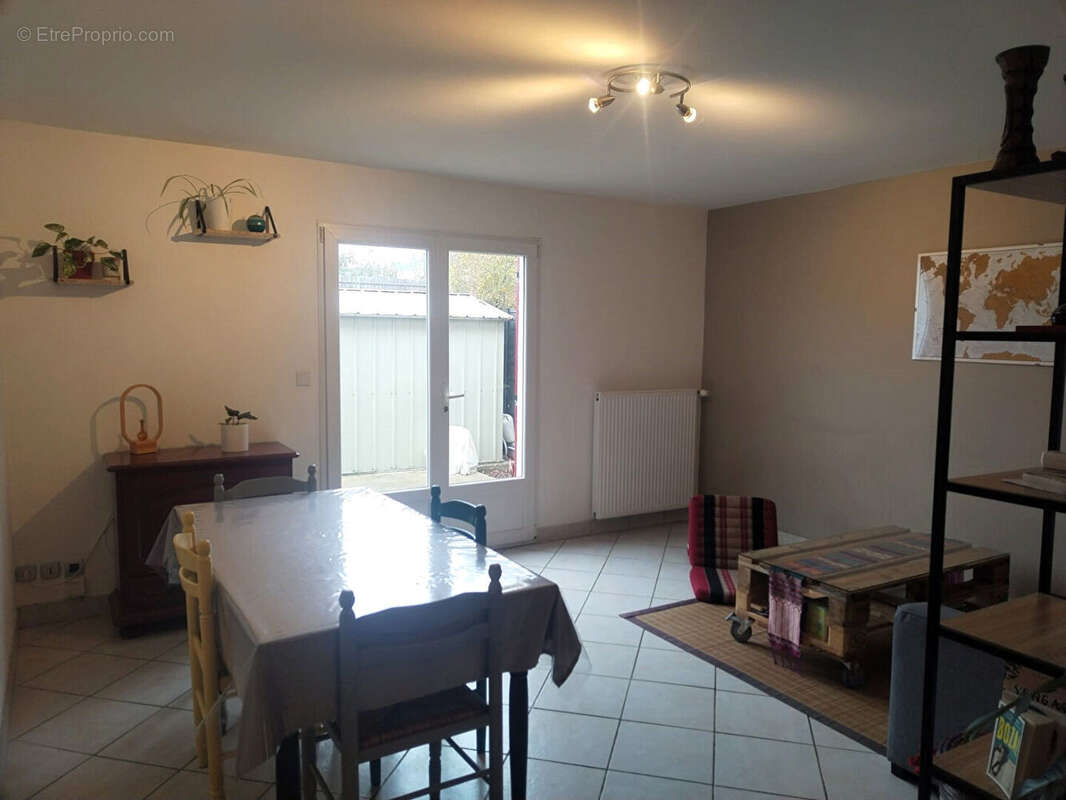 Maison à SAINT-SEBASTIEN-SUR-LOIRE