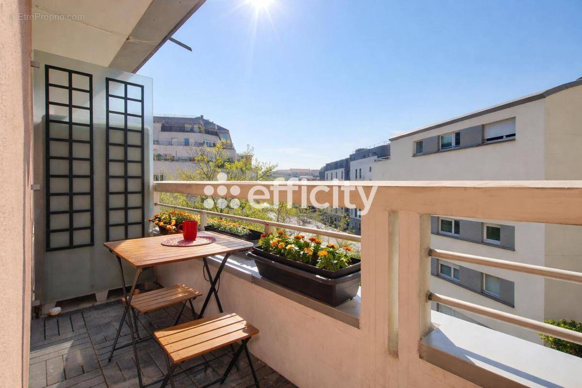Appartement à ASNIERES-SUR-SEINE
