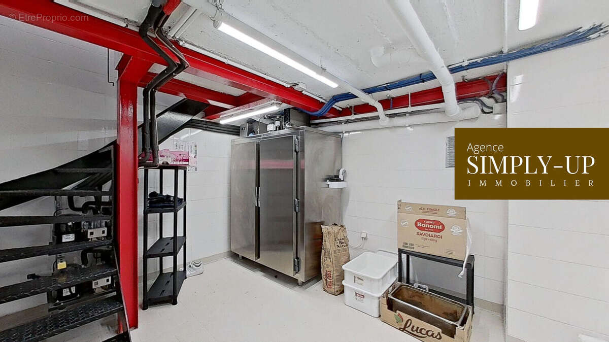 Commerce à PARIS-20E