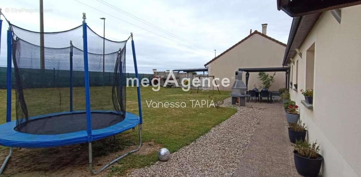 Maison à ROMILLY-SUR-SEINE