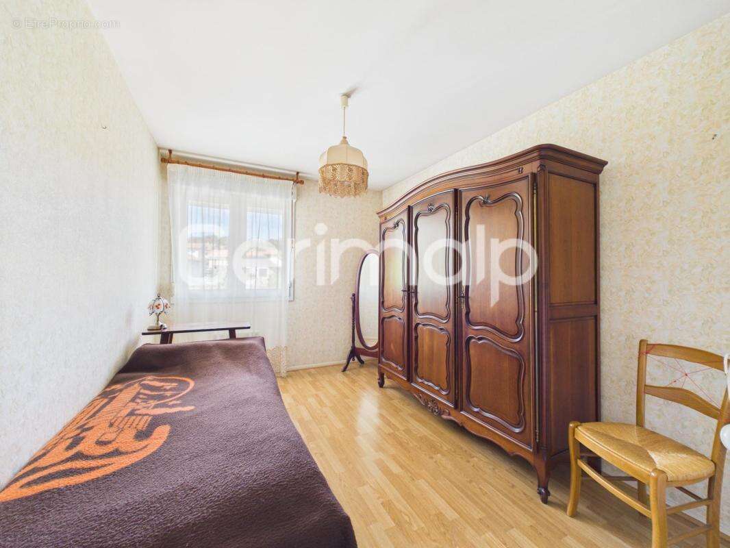 Vente - Appartement - 3 pièces + cuisine - 68,35 m² - 369 000 € - photo 14